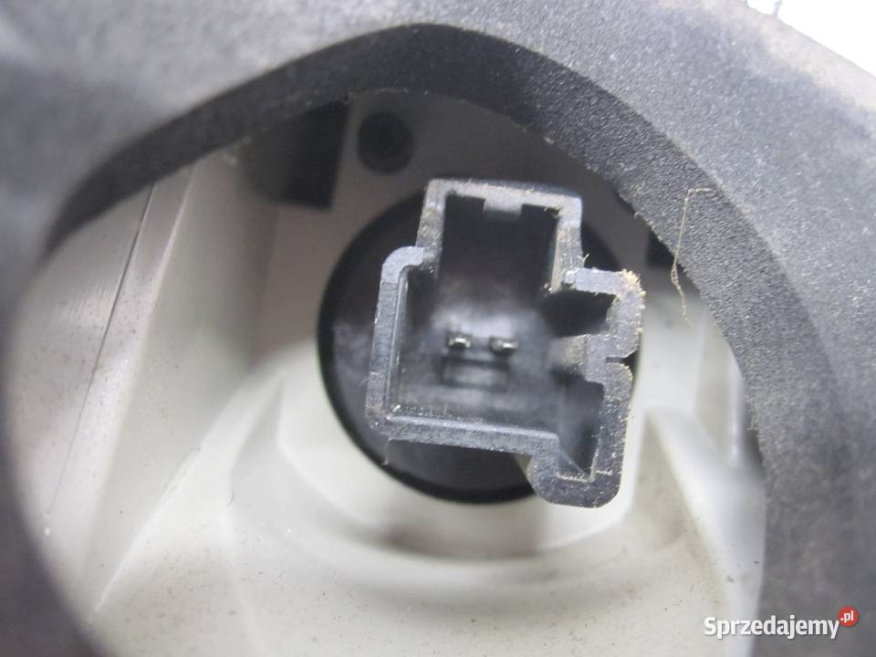 FORD KUGA MK1 lampa prawa tył 167098 osobowe sprzedam