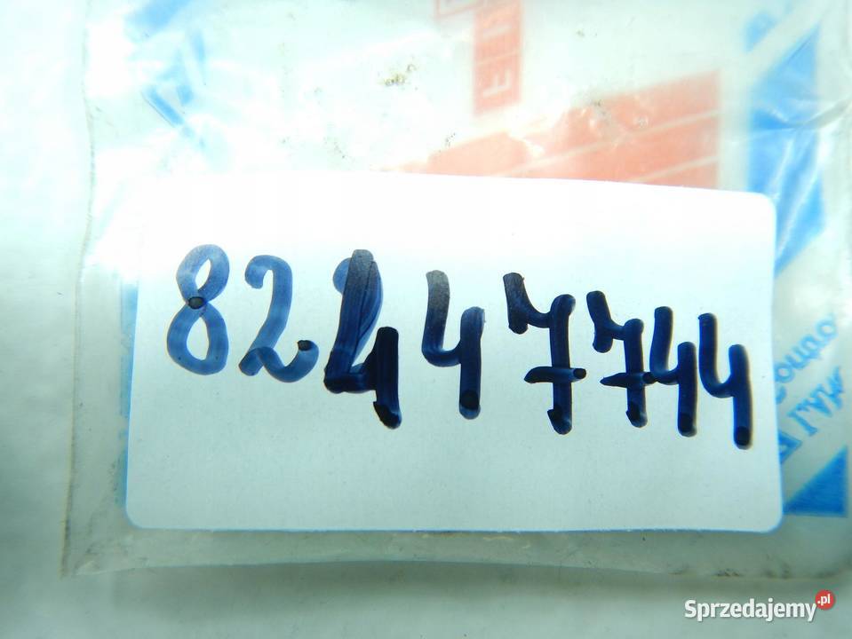 LISTWA BOCZNA PRAWY TYŁ FIAT CROMA I 9096 ASO Listwy i nakładki sprzedam