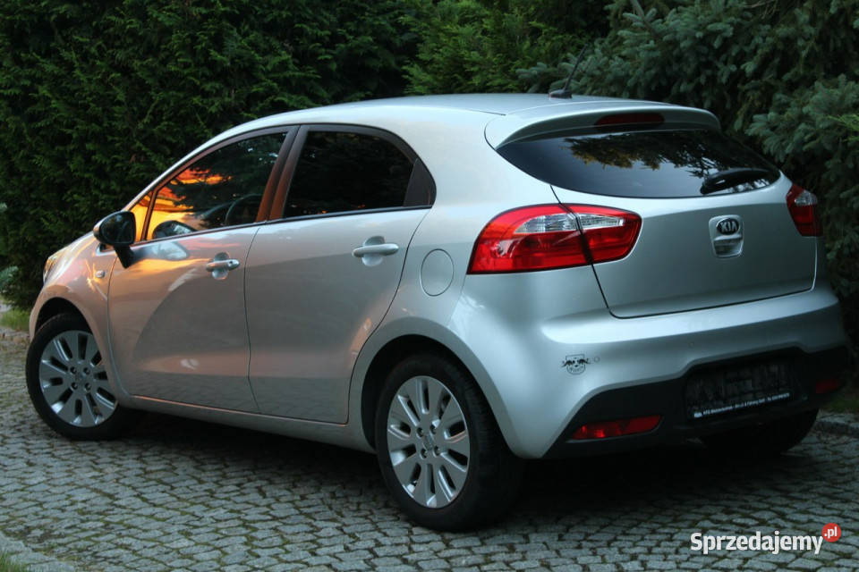 Kia Rio 13 Benzyna Nawigacja Kamera 134 5 drzwi asystent pasa ruchu Lubań