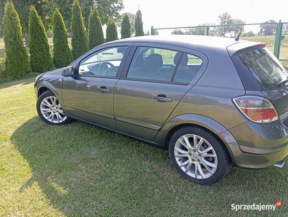 Opel Astra 18 140 Sport bezwypadkowy książka gniazdo AUX Stargard