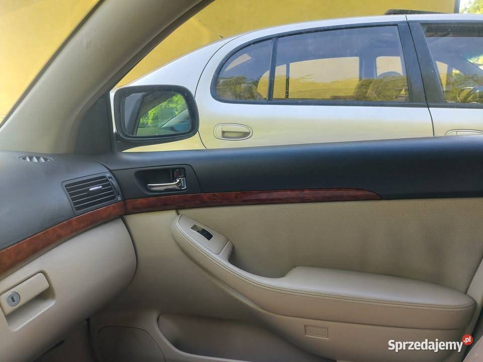 Fotele kokpit jasne beżowe wnętrze Toyota Rok produkcji 2005 Tywonia sprzedam