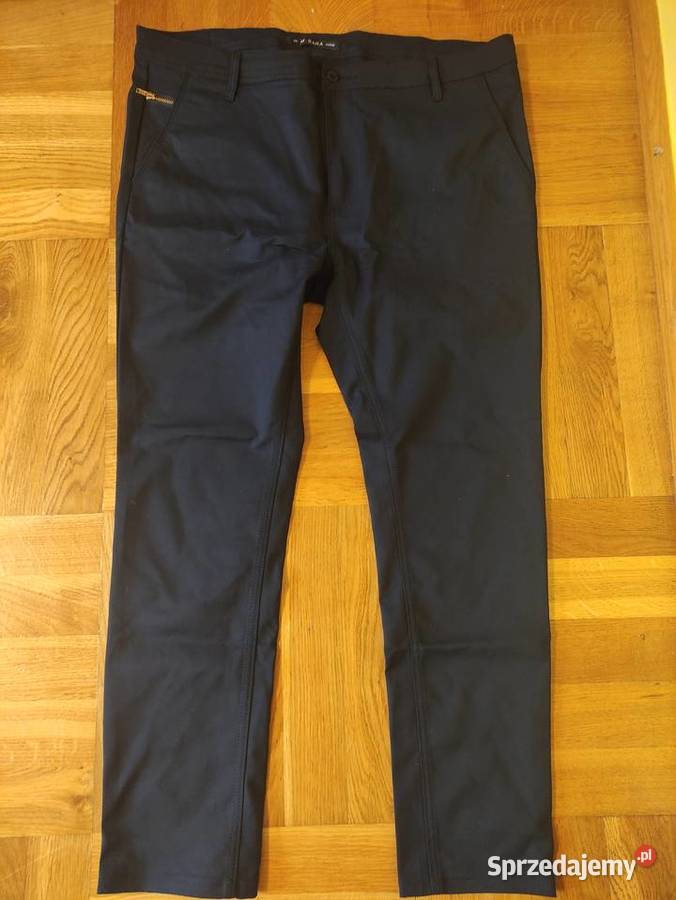 Sprzedam nowe spodnie w kolorze granatowym Odzież damska Przasnysz