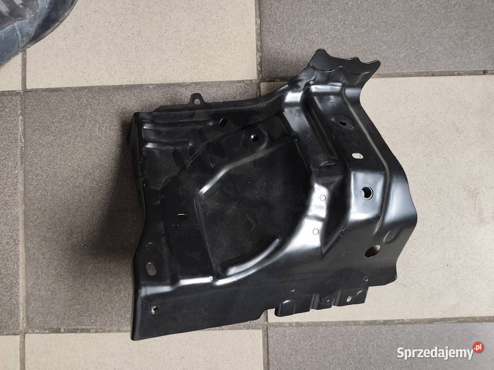 Prawy fartuch Suzuki Vitara 2015 roku nowy osobowe Karoseria małopolskie Bochnia