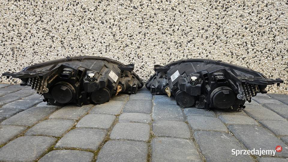 PEUGEOT 308 T9 LIFT 1721 LAMPY PRZÓD SOCZEWKA osobowe Szarów