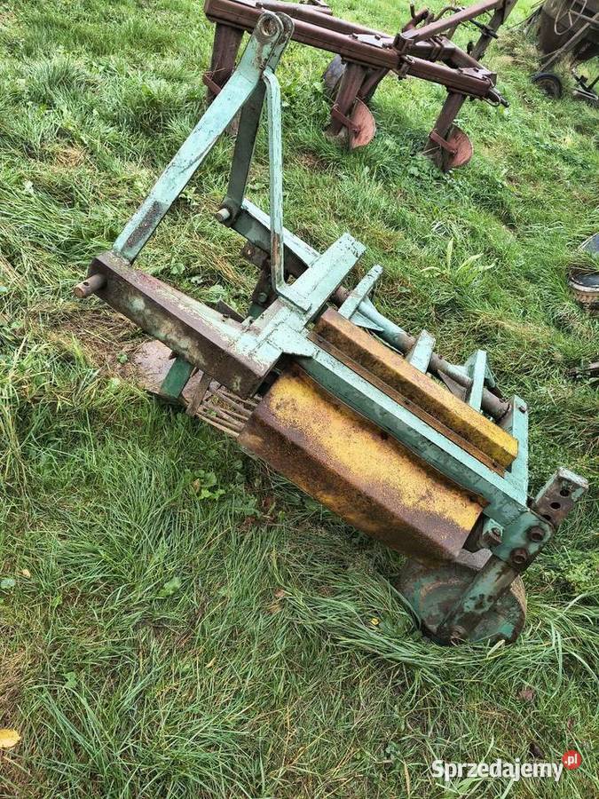 Kopaczka wibracyjna agromet boczna Blizne