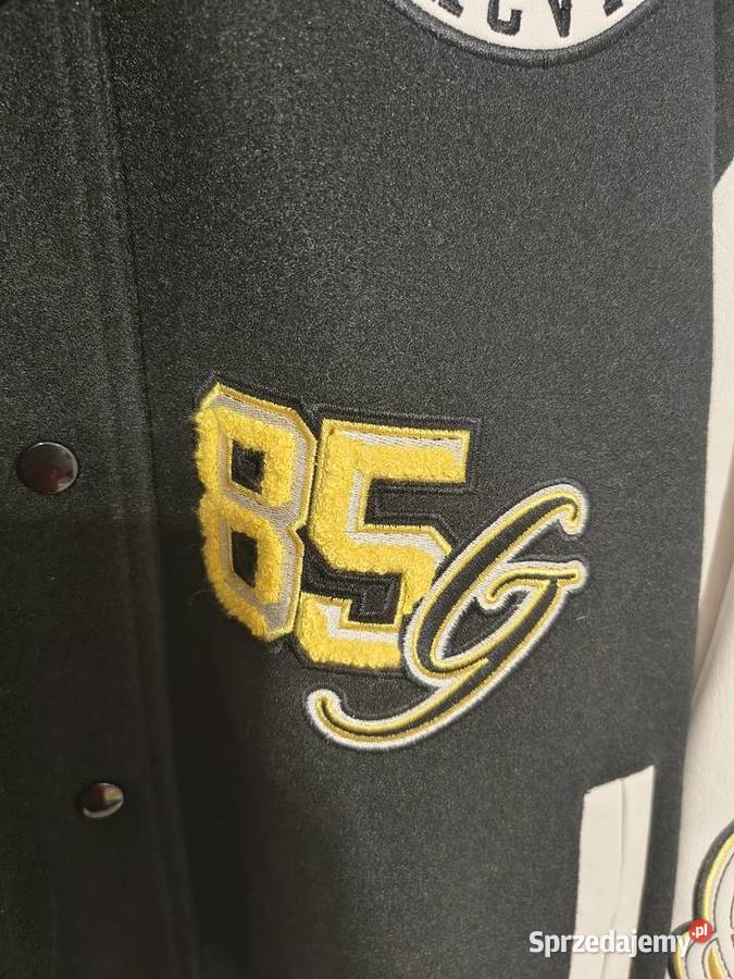 Kurtka bejsbolówka Bershka Varsity L40 Oregon czarny
