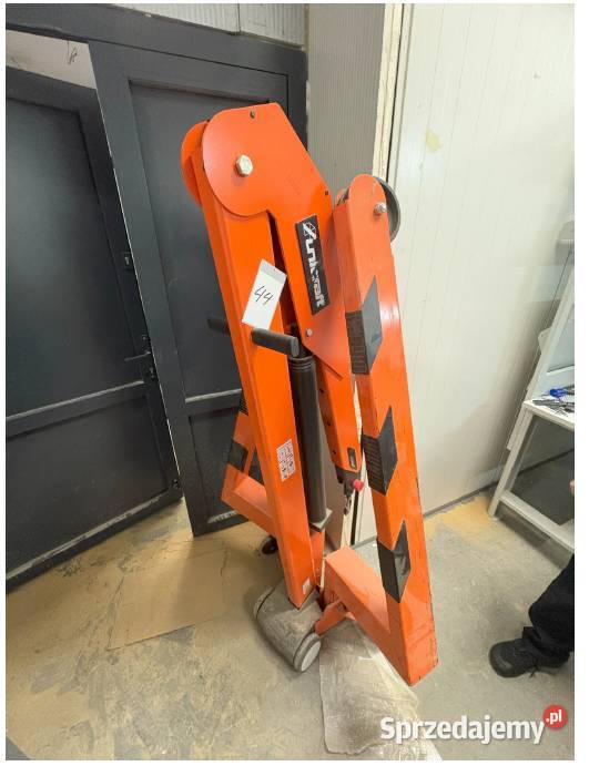 Dźwig warsztatowy UNICRAFT 2000 Białystok