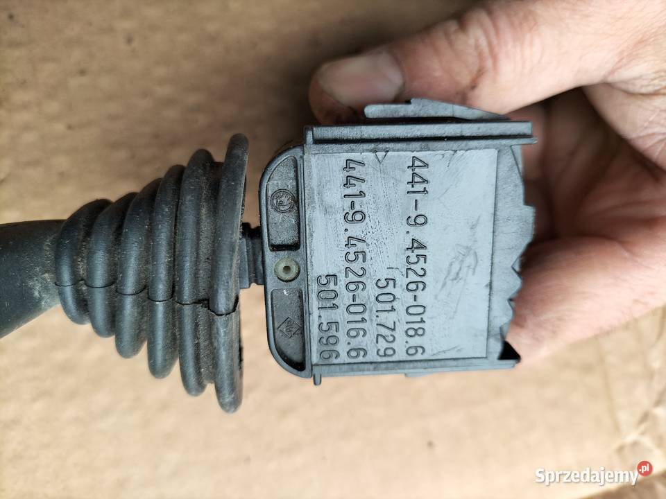 PRZEŁĄCZNIK WYCIERACZEK MANETKA FELICIA Kamień-Kolonia sprzedam