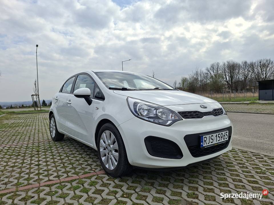 Do sprzedania Kia Rio 12 benzyna 2013 Jasło