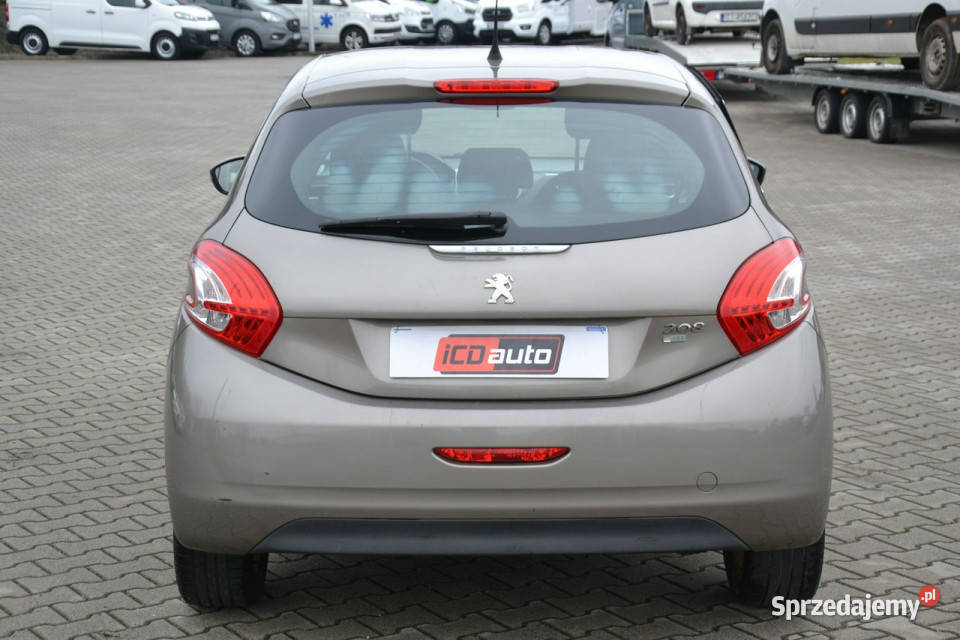 Peugeot 208 16 ehdi 92 ekonomiczny climatronic Kęty