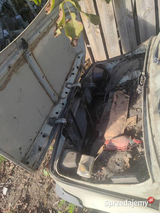 Fiat 126p bez dokumentów Mocno skorodowany