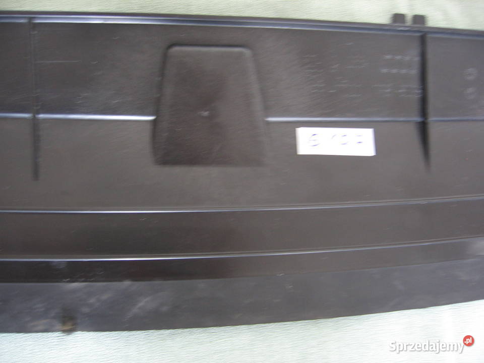 83A121286 Audi Q3 83A F3 Kierownica powietrza Listwy i nakładki