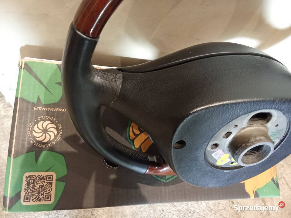 VW Passat B5FL GOLFIV kierownica skórzana drewno osobowe Kamieniec Wrocławski