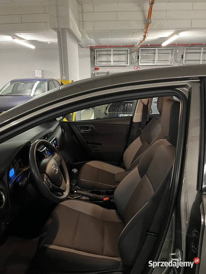 TOYOTA AURIS ACTIVE 16 Valvematic Dual VVTi 132 Warszawa
