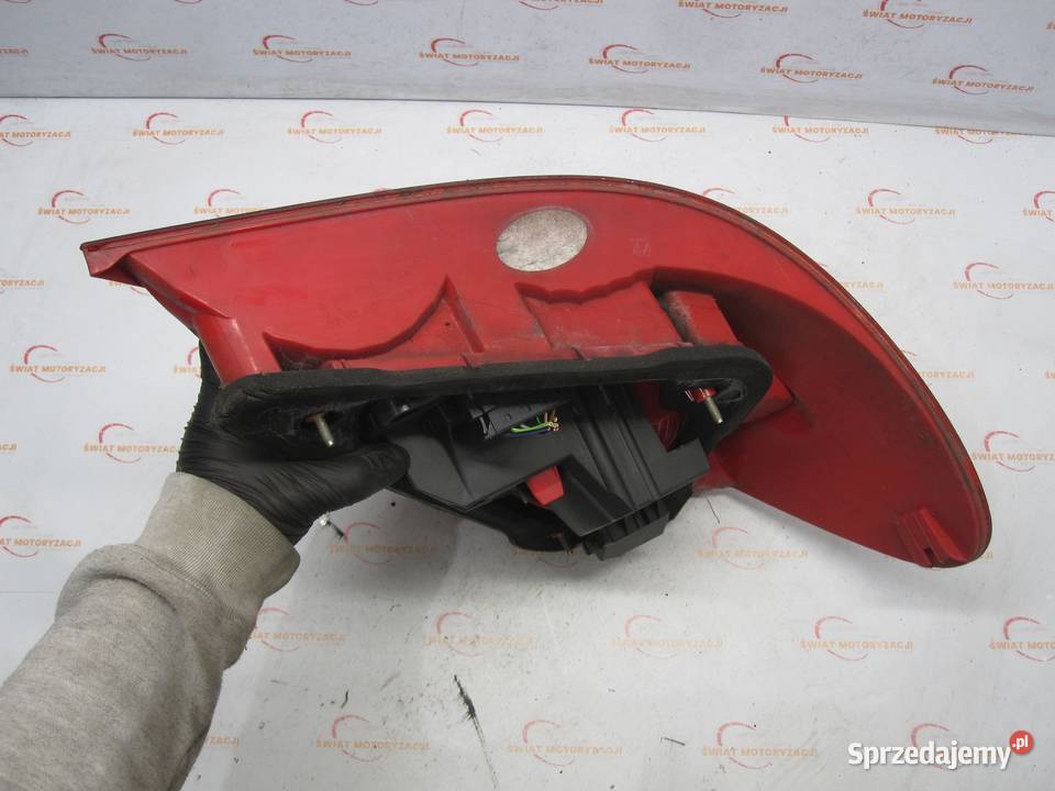 MERCEDES CLK C209 06r lampa prawa tył sprzedam