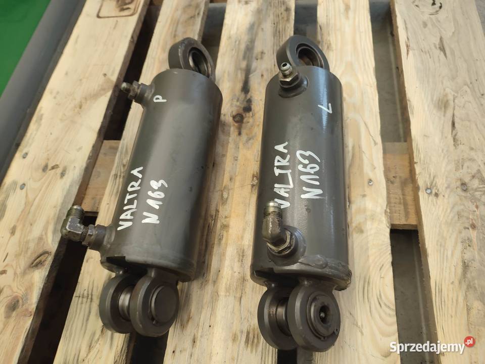 Siłownik tylnego tuza Valtra N163