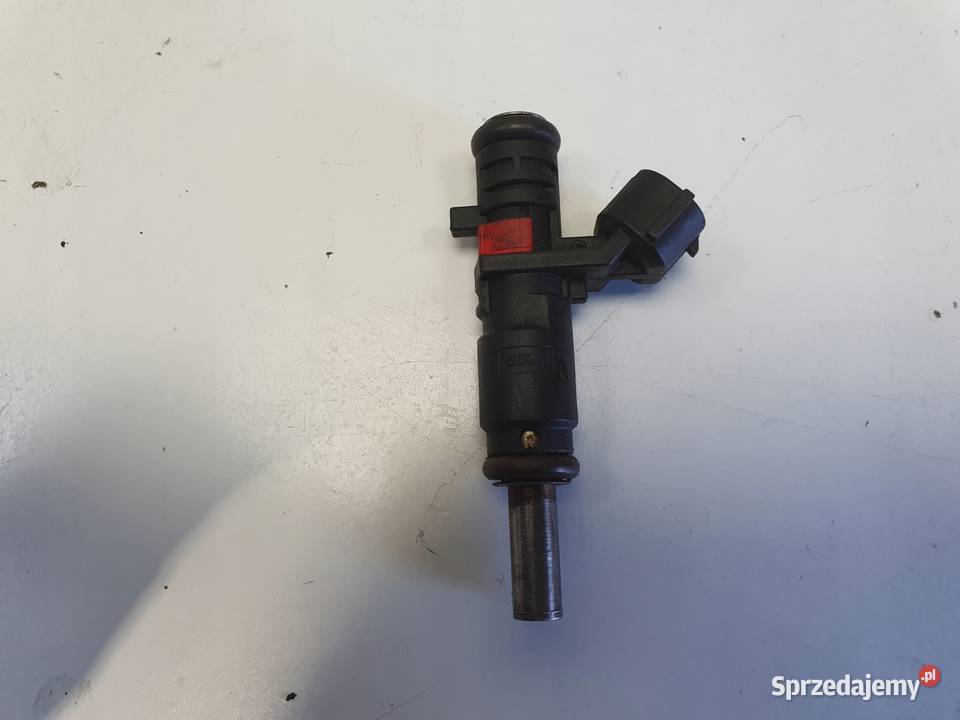 Citroen C4 16 16V VTi WTRYSKIWACZ wtrysk Janów