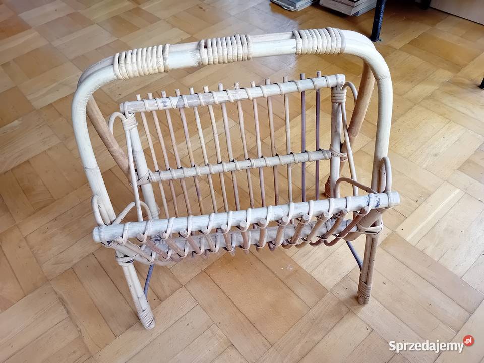 Gazetnik rattanowy Pozostałe Dębica sprzedam