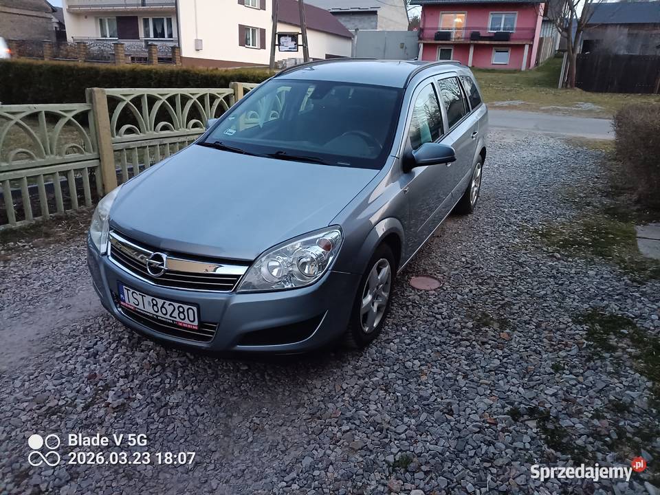 Opel Astra 2007 17 CDTI bluetooth Jeziorko