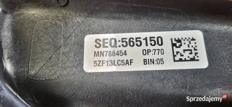 DODGE RAM 1500 LIMITED Osłona prowadnicy Mojusz