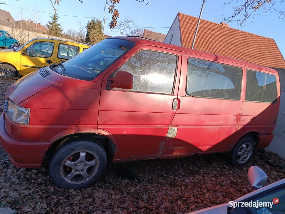 Volkswagen Caravelle 24 1992 r dawca części Szklarka Myślniewska