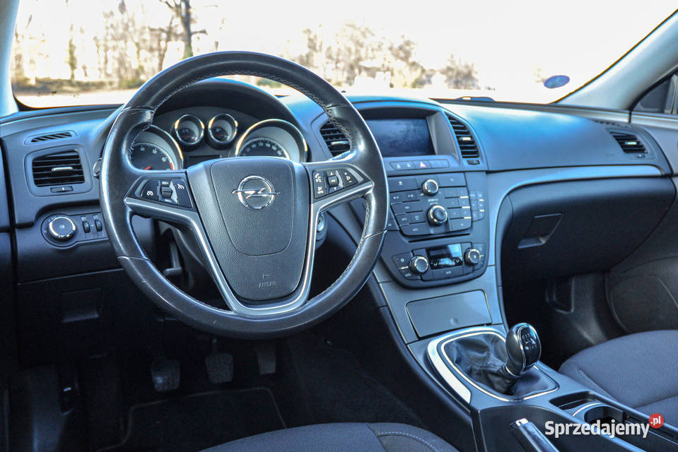 Opel Insignia 16T 180 benzyna