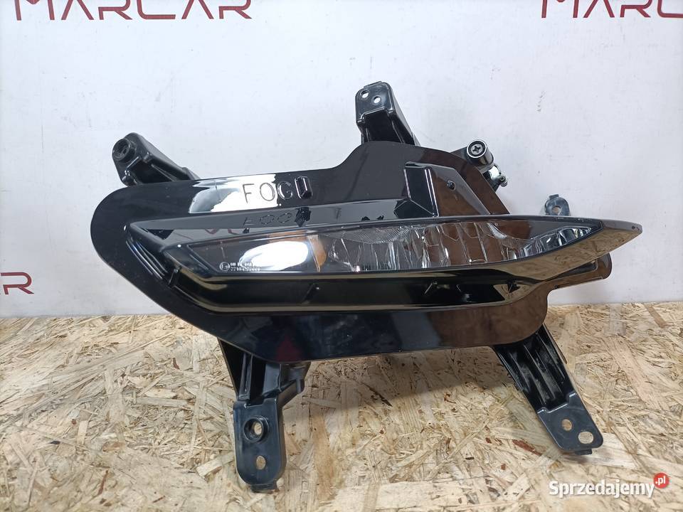 KIA CEED III LIFT 18 HALOGEN LED LEWY PRZÓD osobowe Pleszew