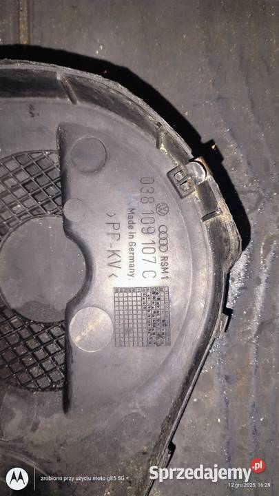 038 109 107 C górna obudowa rozrządu Audi VW Lubin