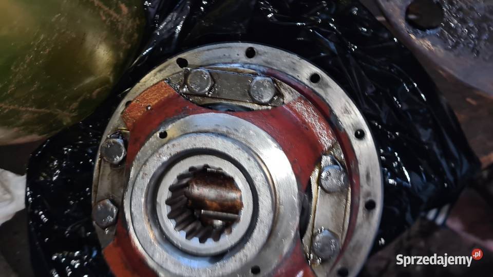 Sprzedam mechanizm roźnicowy do bizona c 360 Pozostałe Grabów nad Prosną