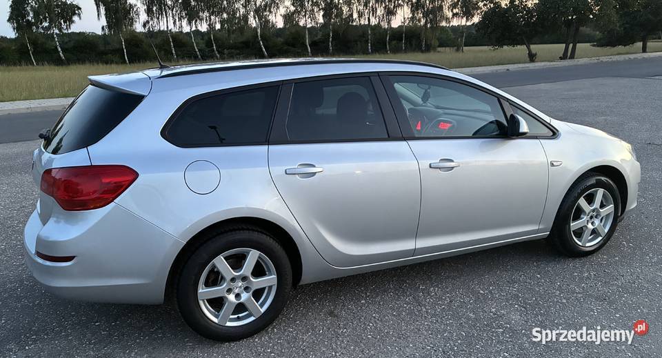OPEL ASTRA J 16 benzyna klima temp alu mega Gostyń sprzedam