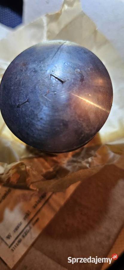 NowyFabryczny ZMDTłok z sygnaturą do Barlinek