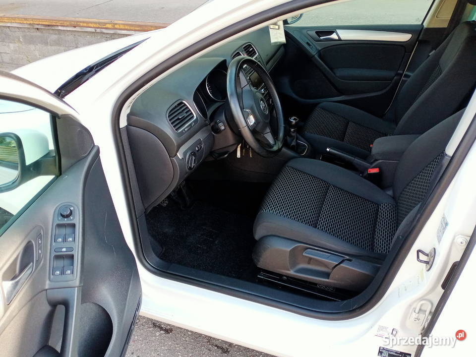 Volkswagen Golf 16 TDI 105 koni 2011 stan Poznań