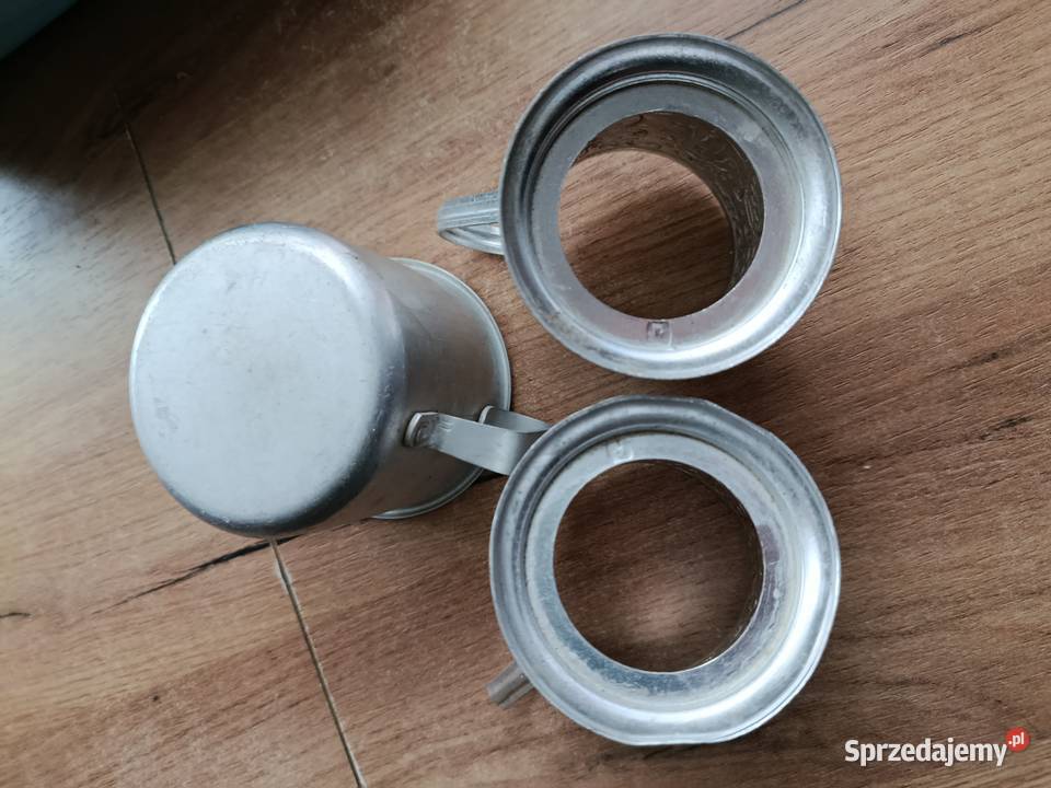 Sprzedam dwa uchwyty i kubek aluminium z prl