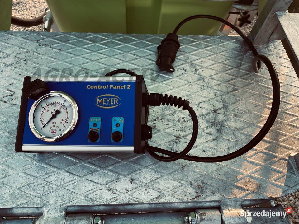 Opryskiwacz Polowy Zawieszany TOLMET 400L12m Pasturka