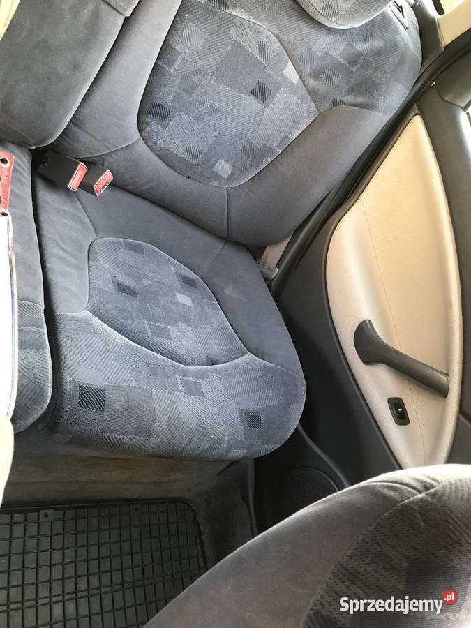 Citroen C5 lpg automat kombi opłaty luty 135KM sprzedam