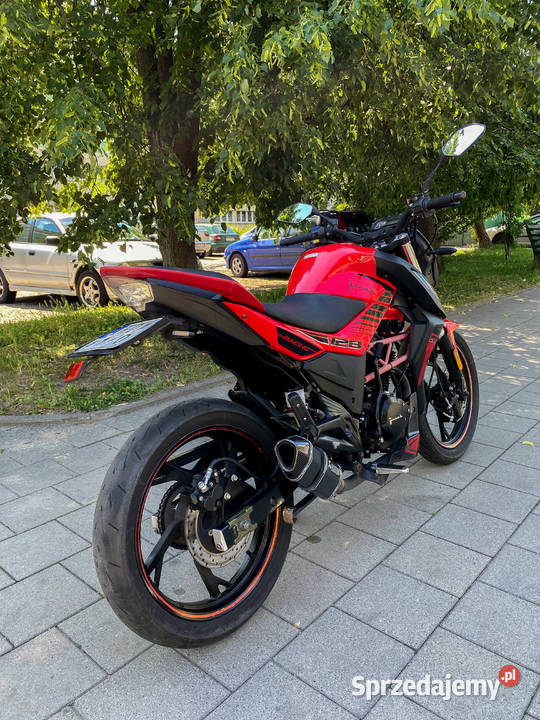 Motocykl JUNAK 128 - wersja SPORT 125ccm / Wydech Akrapovic Carbon