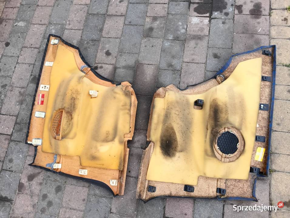 Opel calibra tylne boczki tapicerka c20xe c20let osobowe Wiązów sprzedam