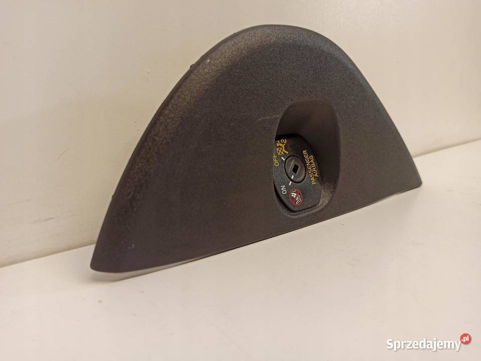 OSŁONA ZAŚLEPKA KONSOLI LEWA VOLVO V60 30791679