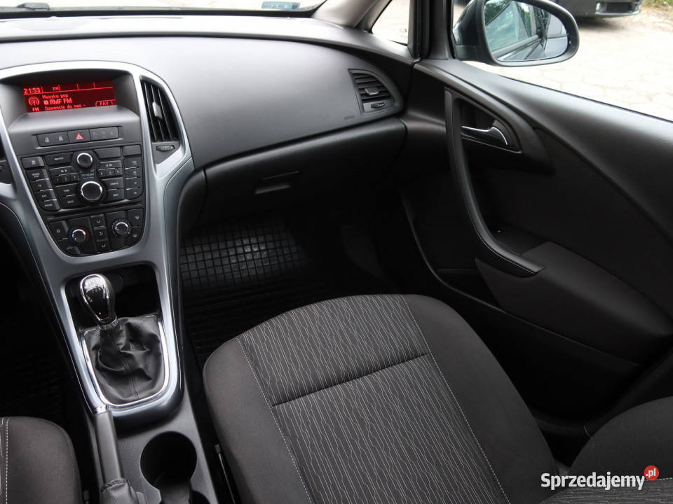 Opel Astra 16 CDTI tempomat Astra