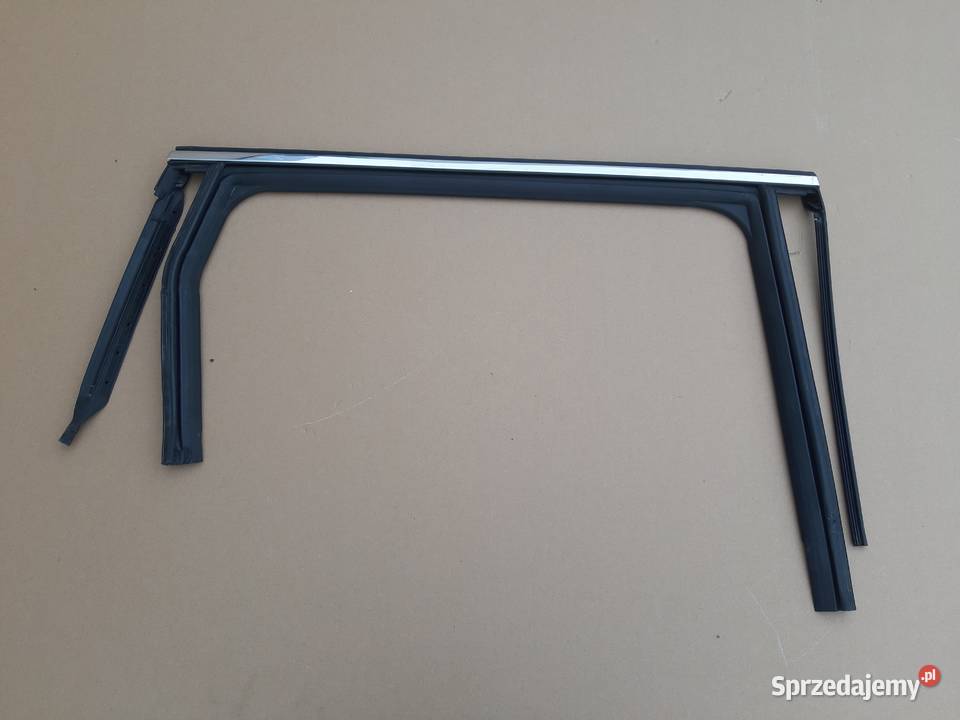 RENAULT GRAND SCENIC IV 16USZCZELKA SZYBY PRAWY Uszczelki Bieleń