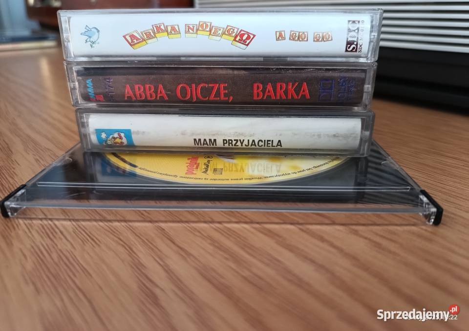 3 kasety magnetofonowe i 1 płyta CD o tematyce religijna Wronki