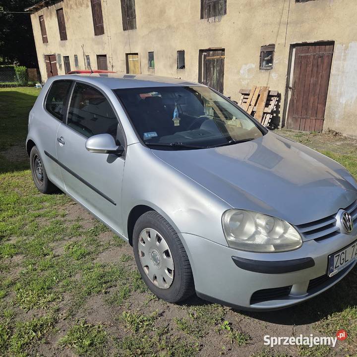 Wolkswagen Golf 5 Słajsino