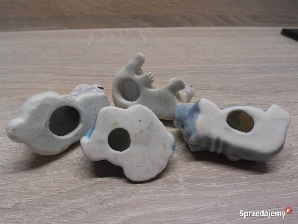 Figurki ceramiczne 4 miniatury Raszków