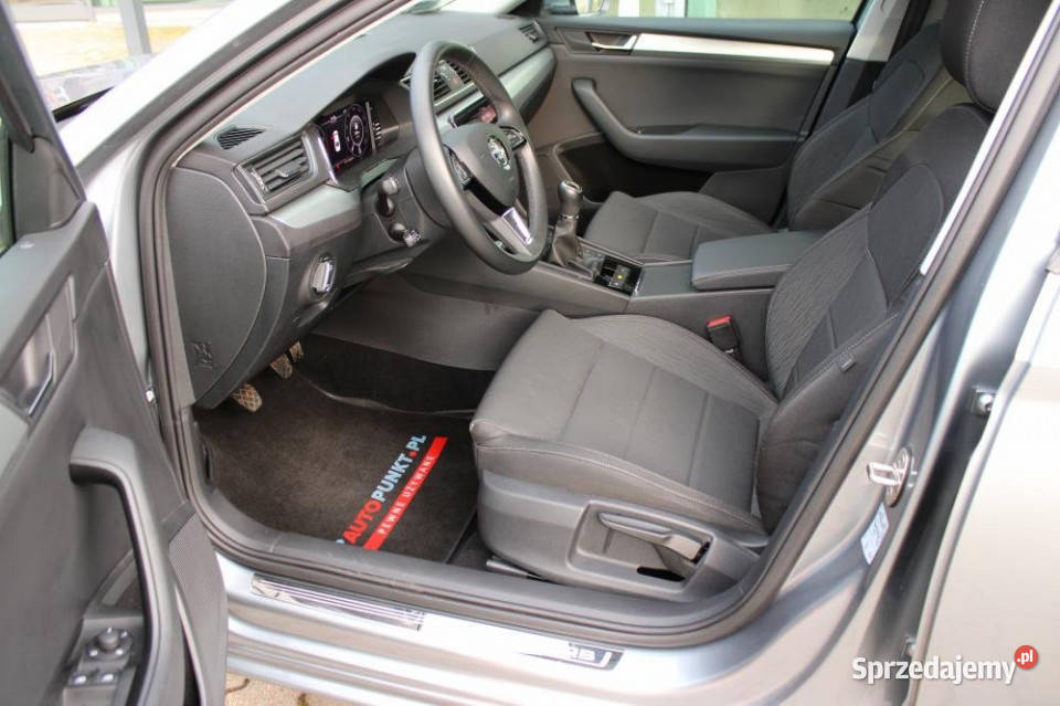 Skoda Superb 2019r Salon IWŁ ASO Pakiet Zima benzyna