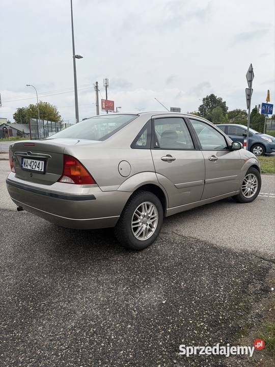 Ford Focus 16 benzyna GHIA Warszawa