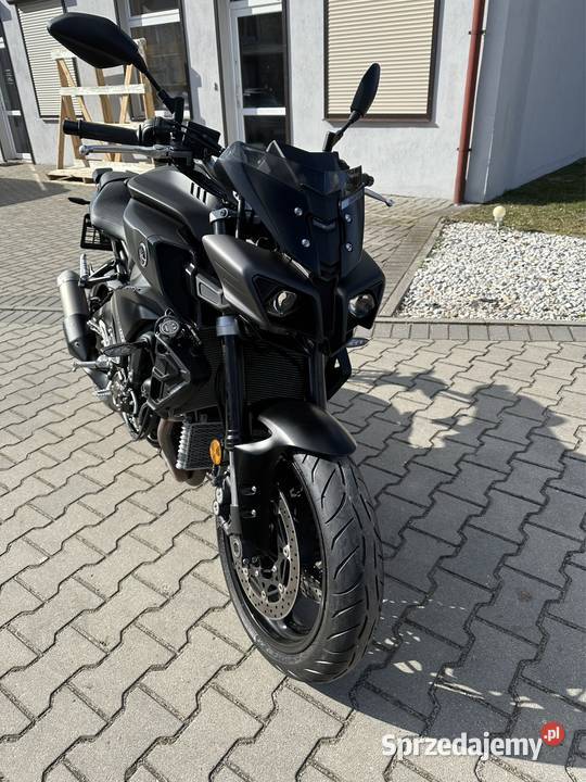 Yamaha MT10 2021 przebieg nie całe 20 czterosuwowy Ostrów Wielkopolski