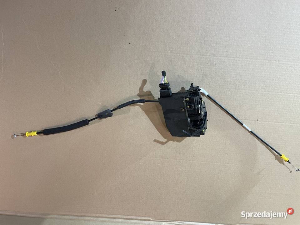 Zamek drzwi lewy tył 9807954880 peugeot 308 II 2 osobowe Szczecin