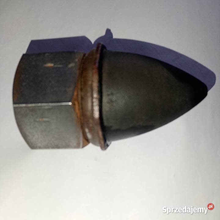 Vintage odbój odbojnik b stary być może czołgu z Wrocław