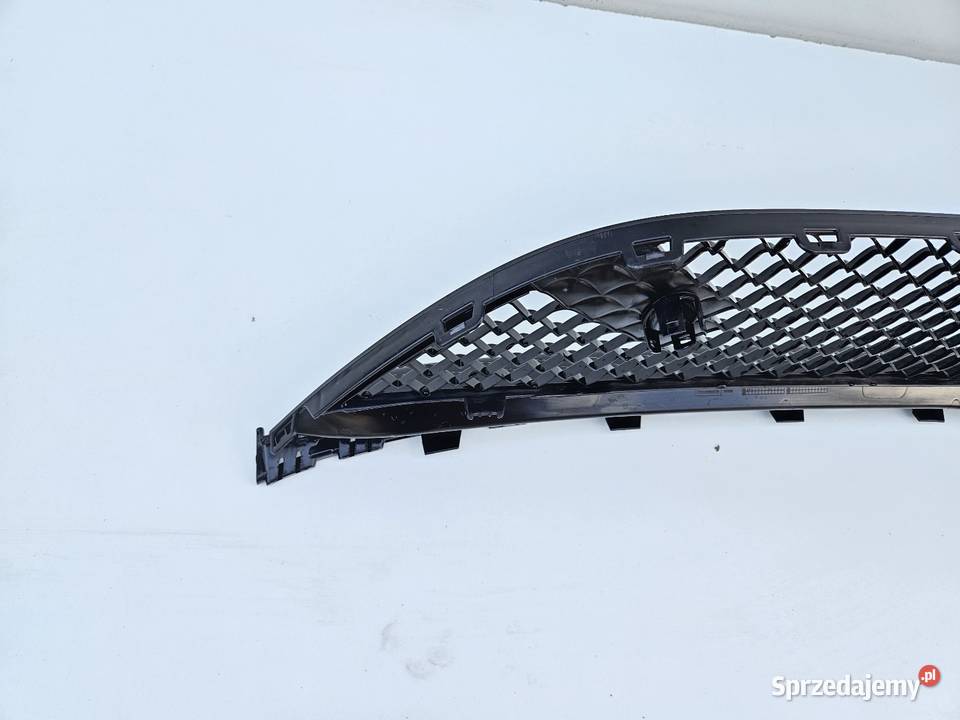 MERCEDES SKLASA W222 LIFT AMG KRATKA ŚRODKOWA Atrapy Międzychód
