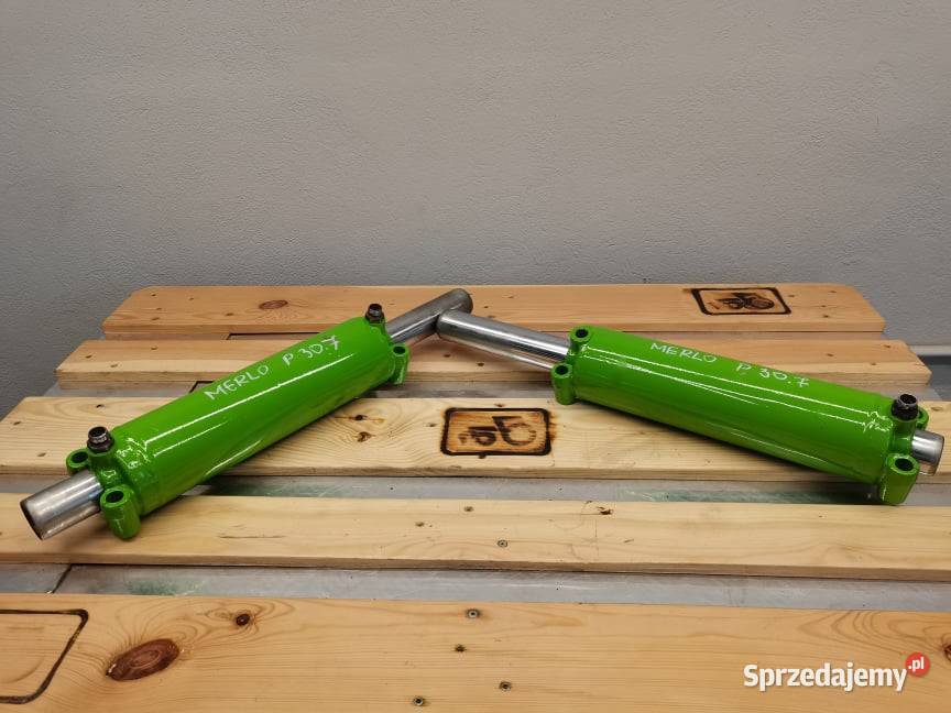 Merlo P 407 Siłownik wspomagania Wilkowo sprzedam